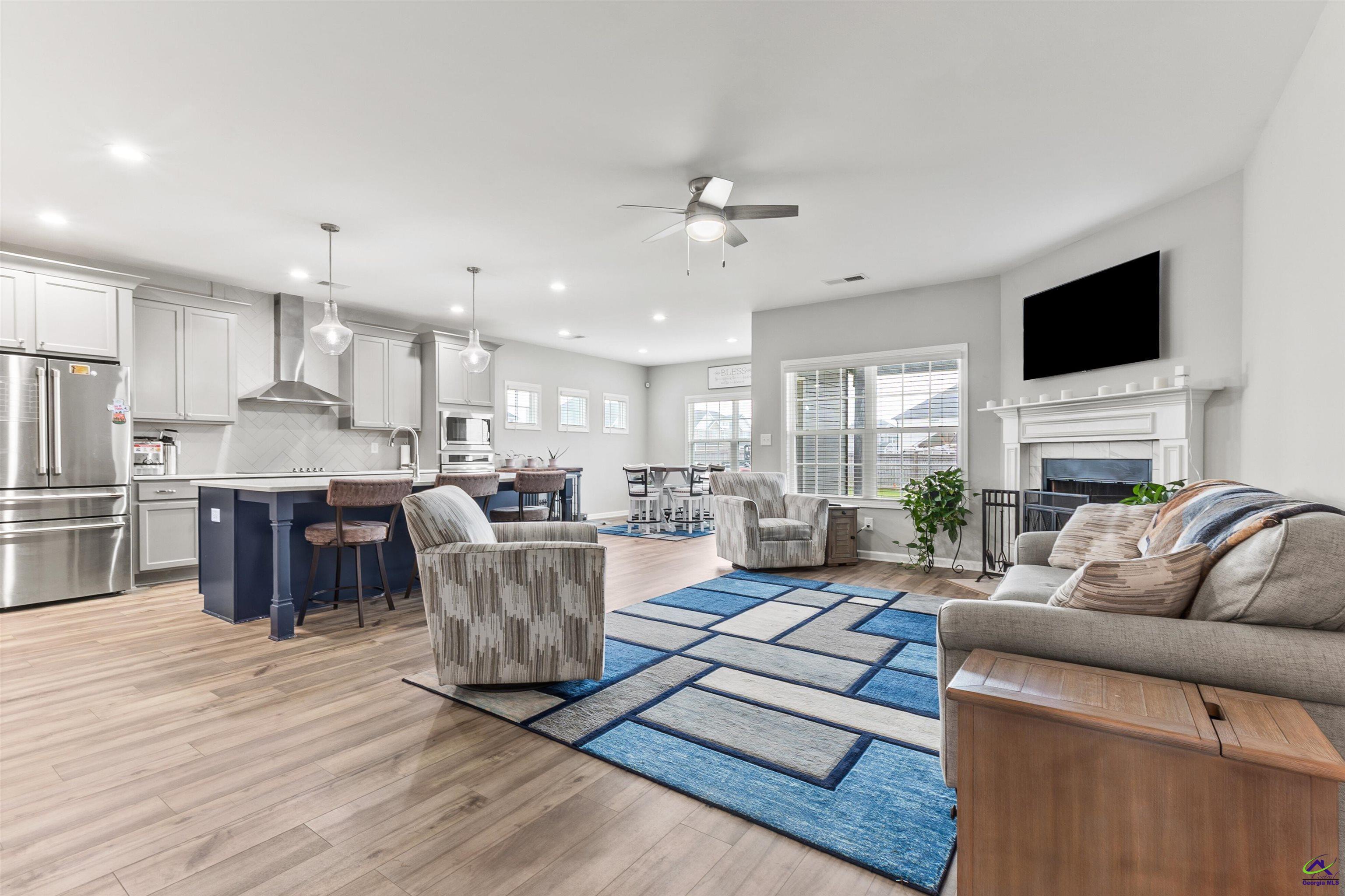 215 Weeping Moss Way