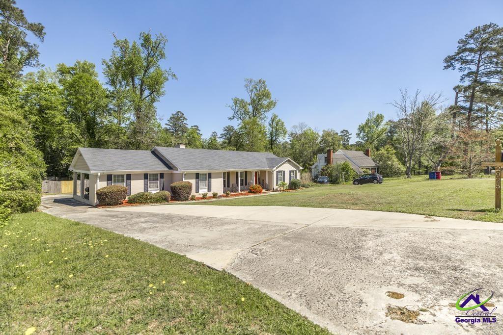 2925 Thornwood Drive