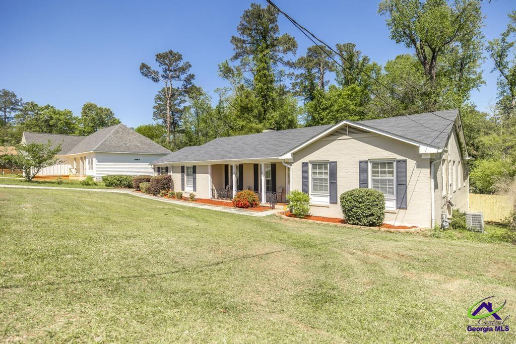 2925 Thornwood Drive