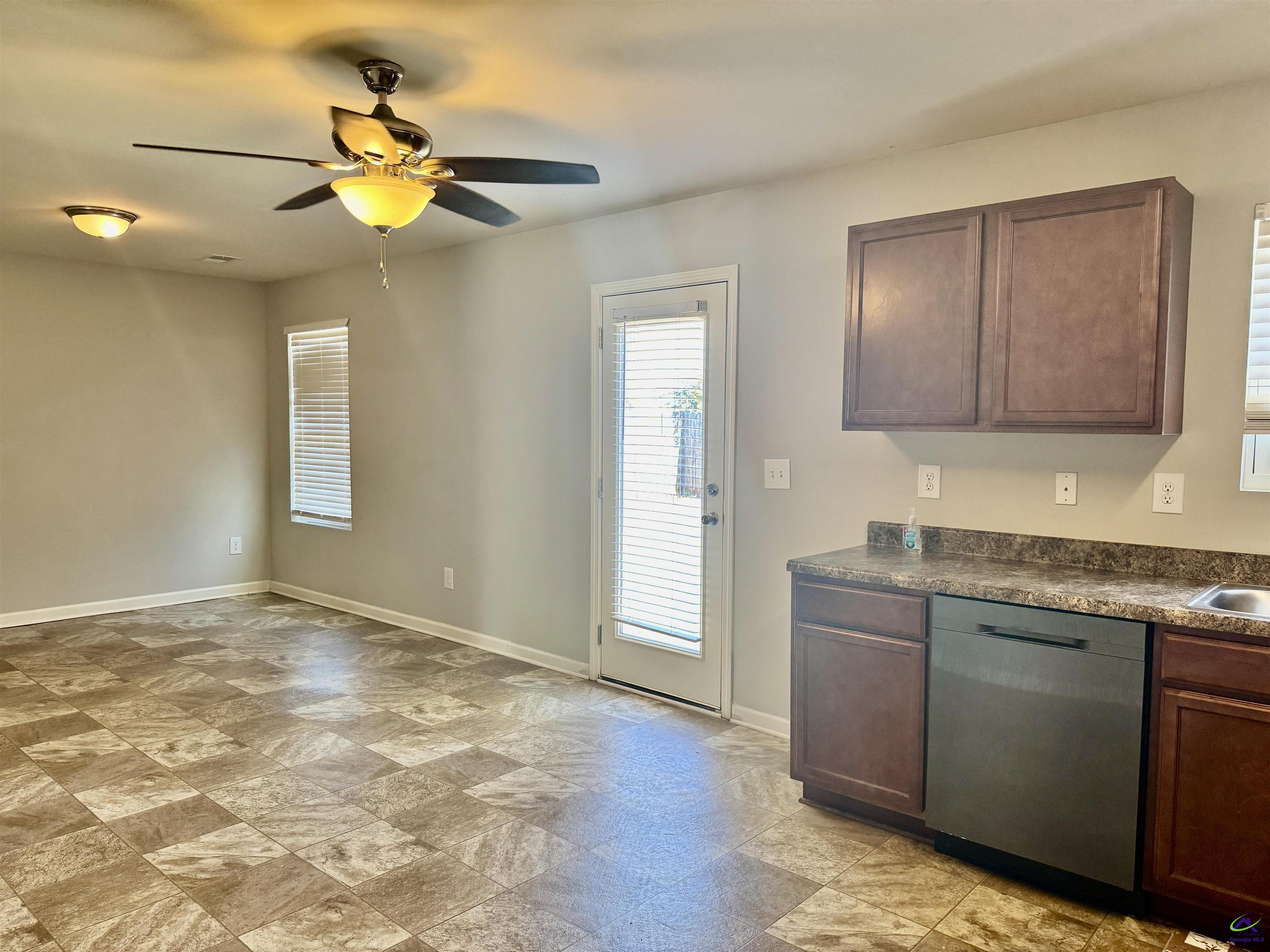 104 Sourwood Lane