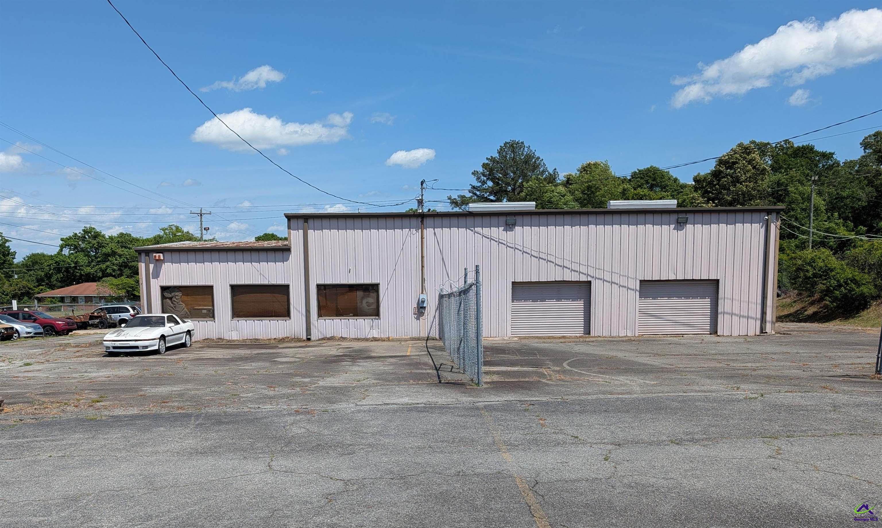 616 N. Davis Dr. Drive