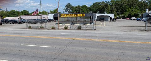 616 N. Davis Dr. Drive Warner Robins GA 31093