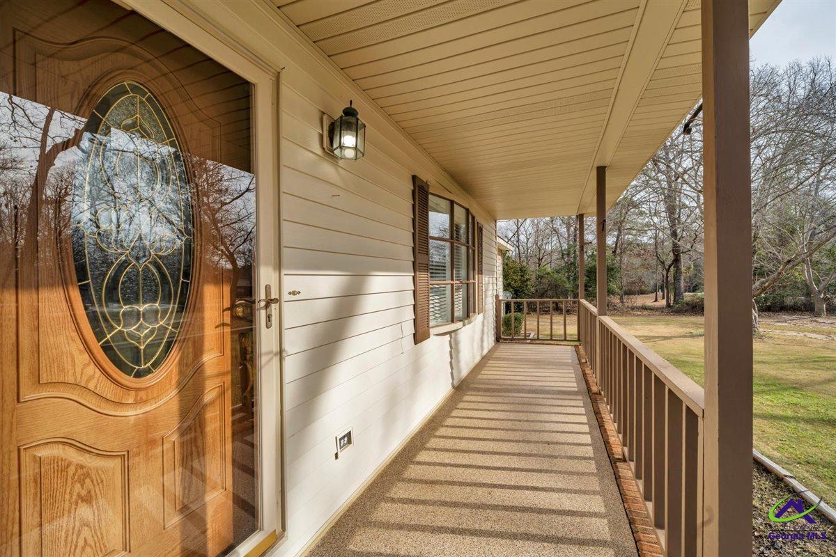 174 Majestic Oak Circle