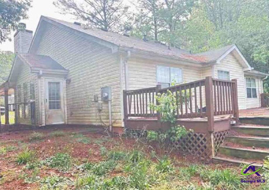 208 Drake Elm Court