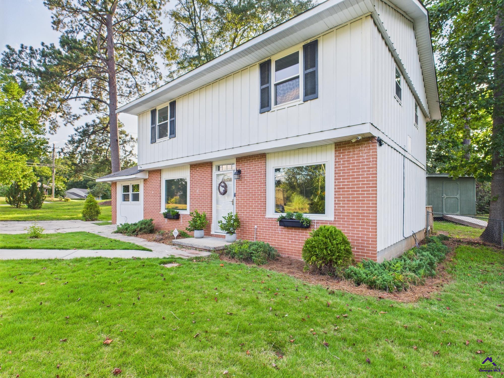 752 S Forest Lake Drive