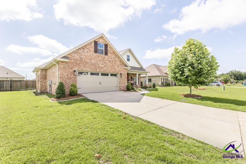 115 Gracetree Way