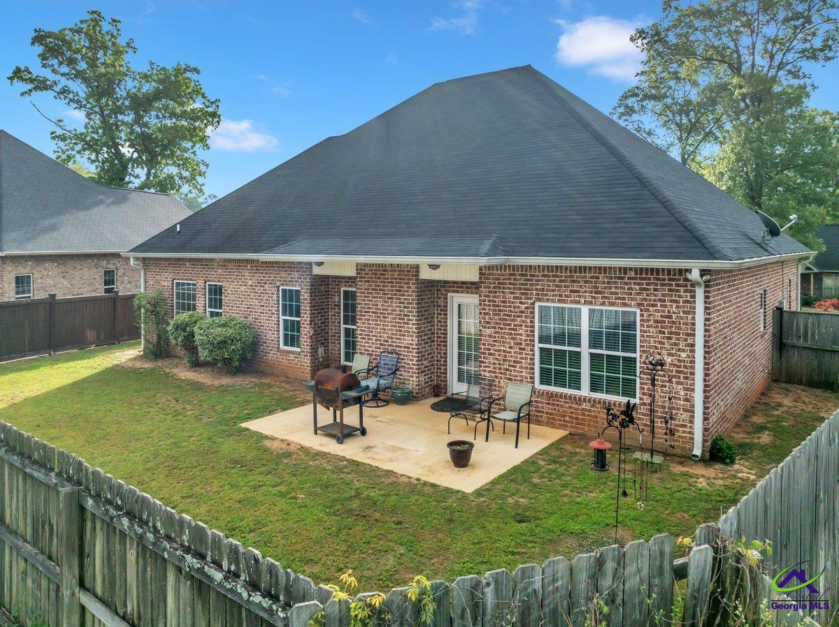 404 Hunts Landing Drive