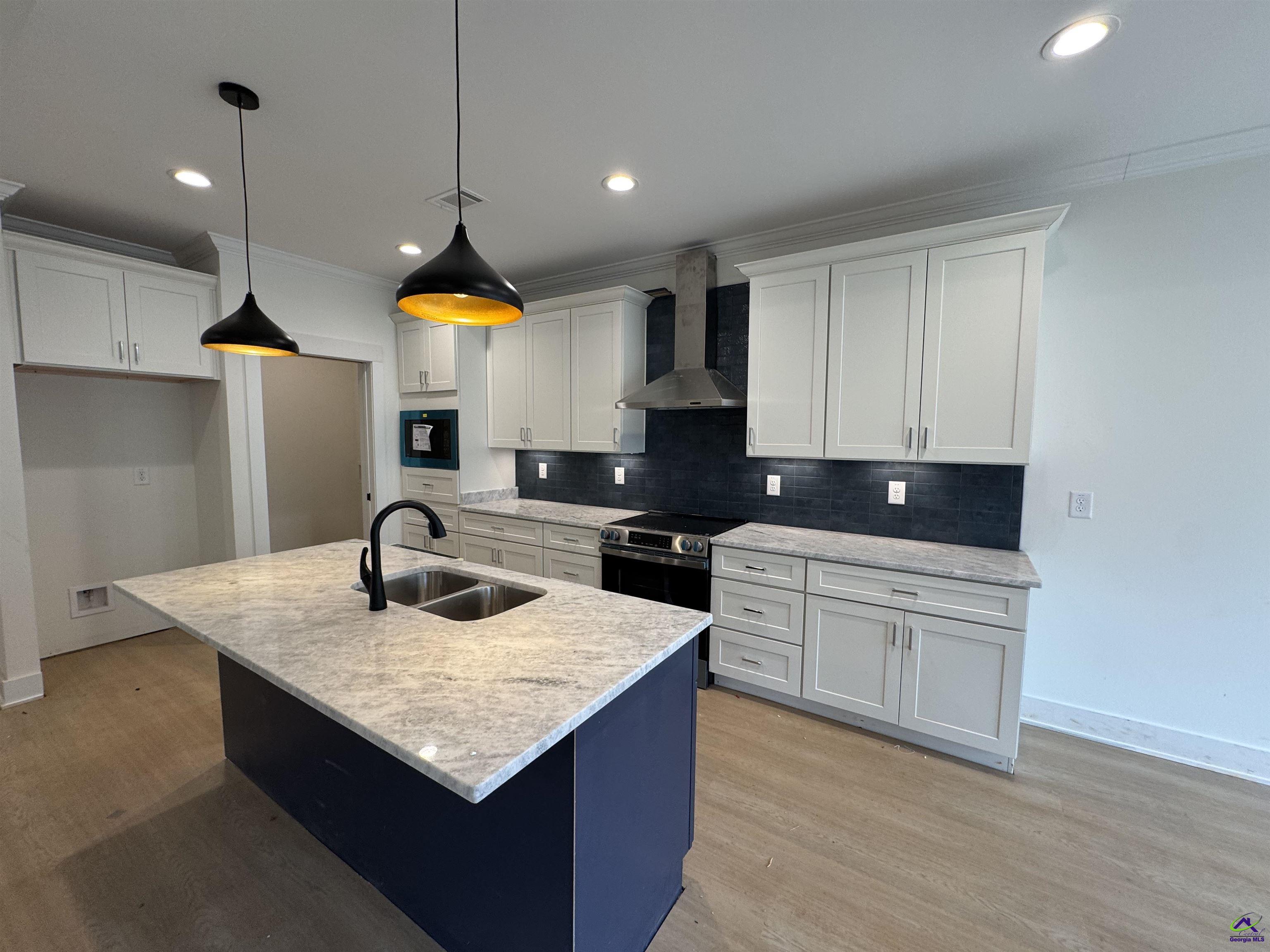 110 Friar Tuck Avenue