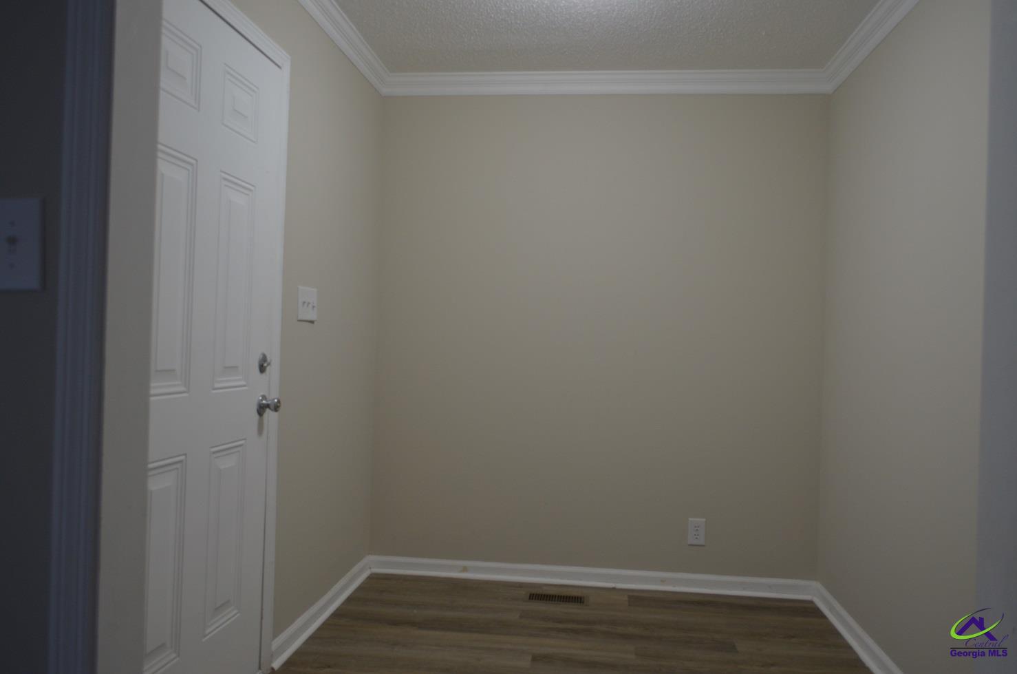 2671 Fringe Circle