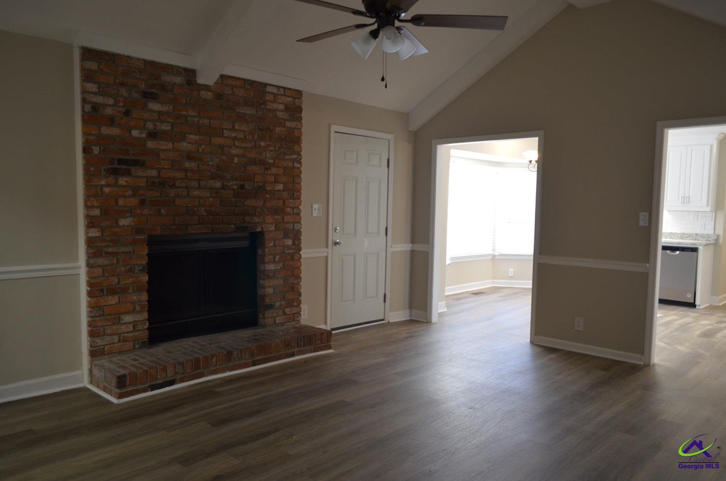 2671 Fringe Circle