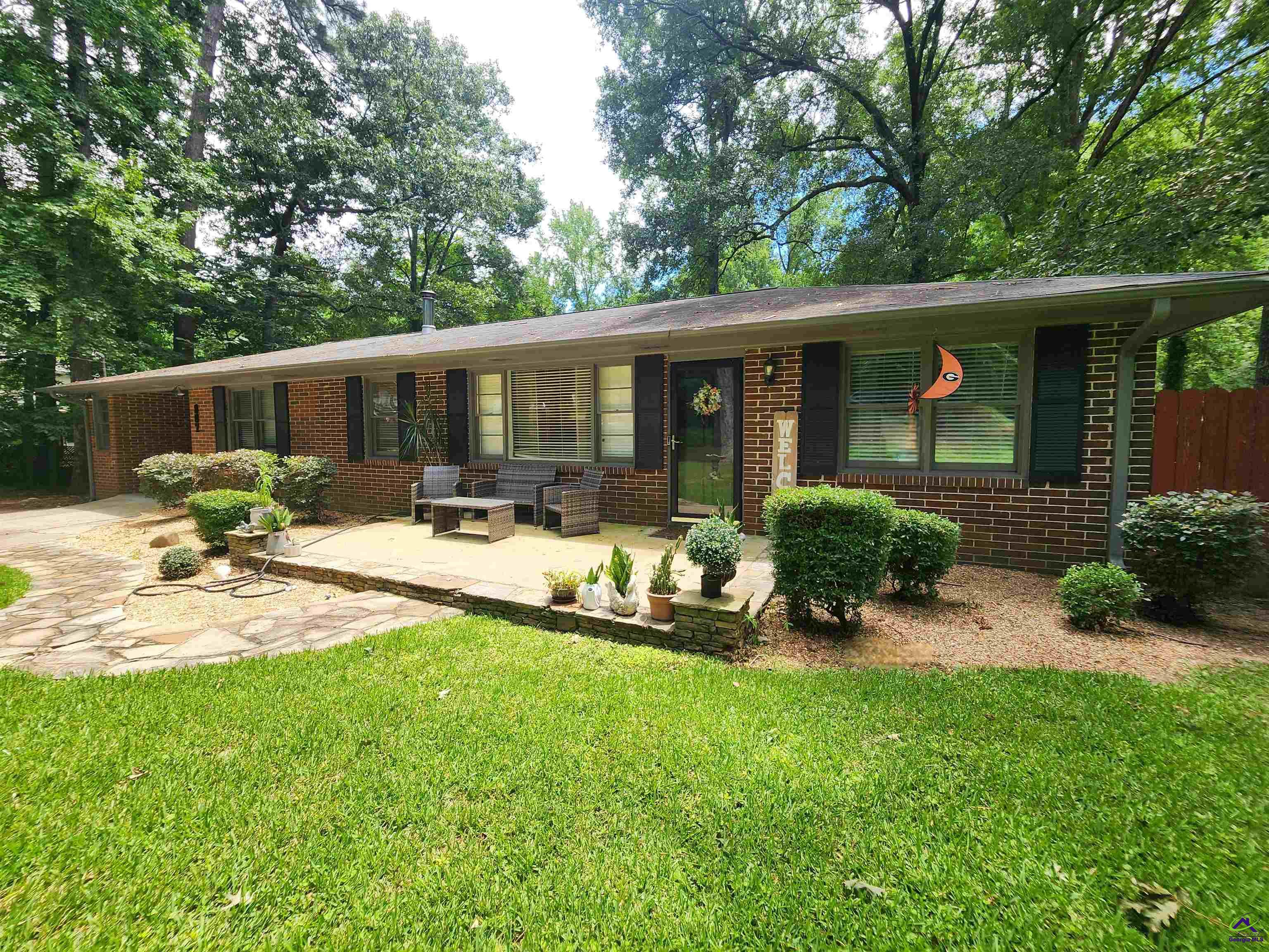807 Wera Place