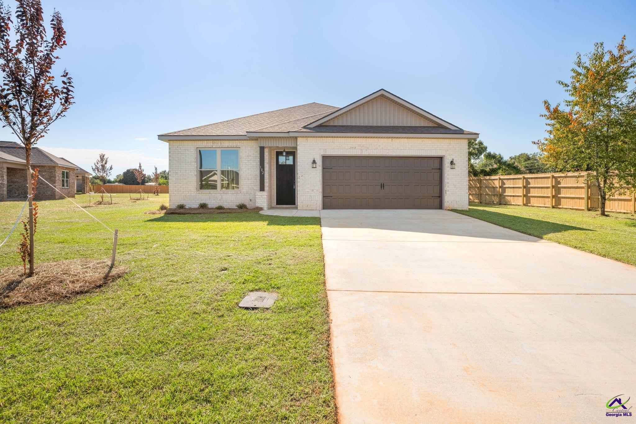 102 Hunt's Landing Drive