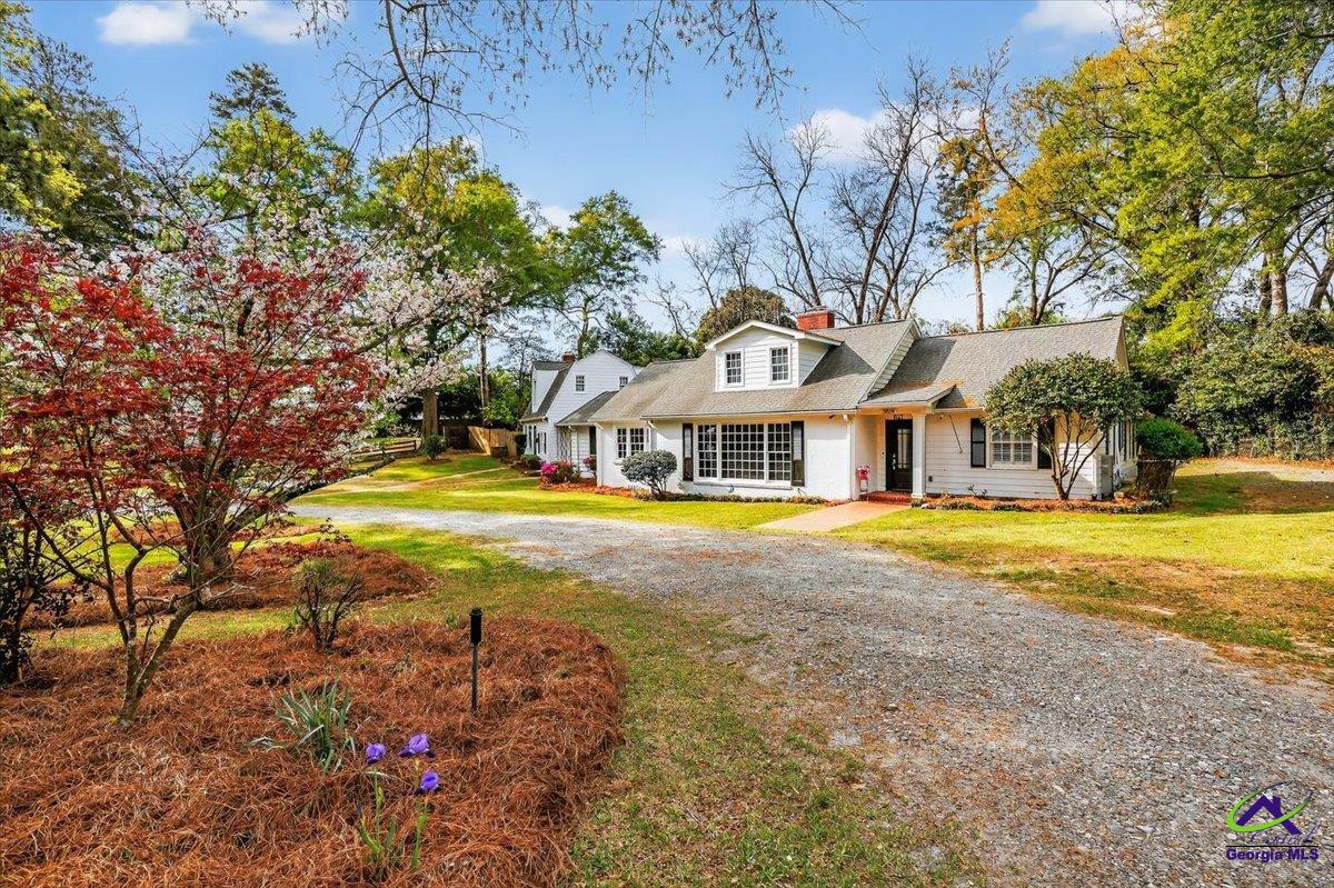 3824 Overlook Avenue