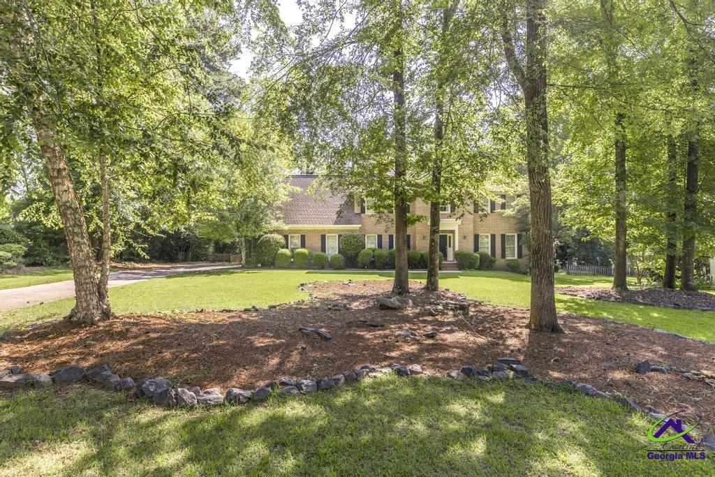 108 Clarendon Court