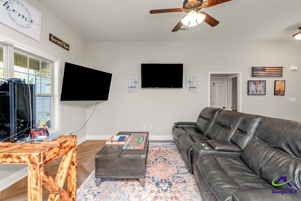 124 Worchester Circle