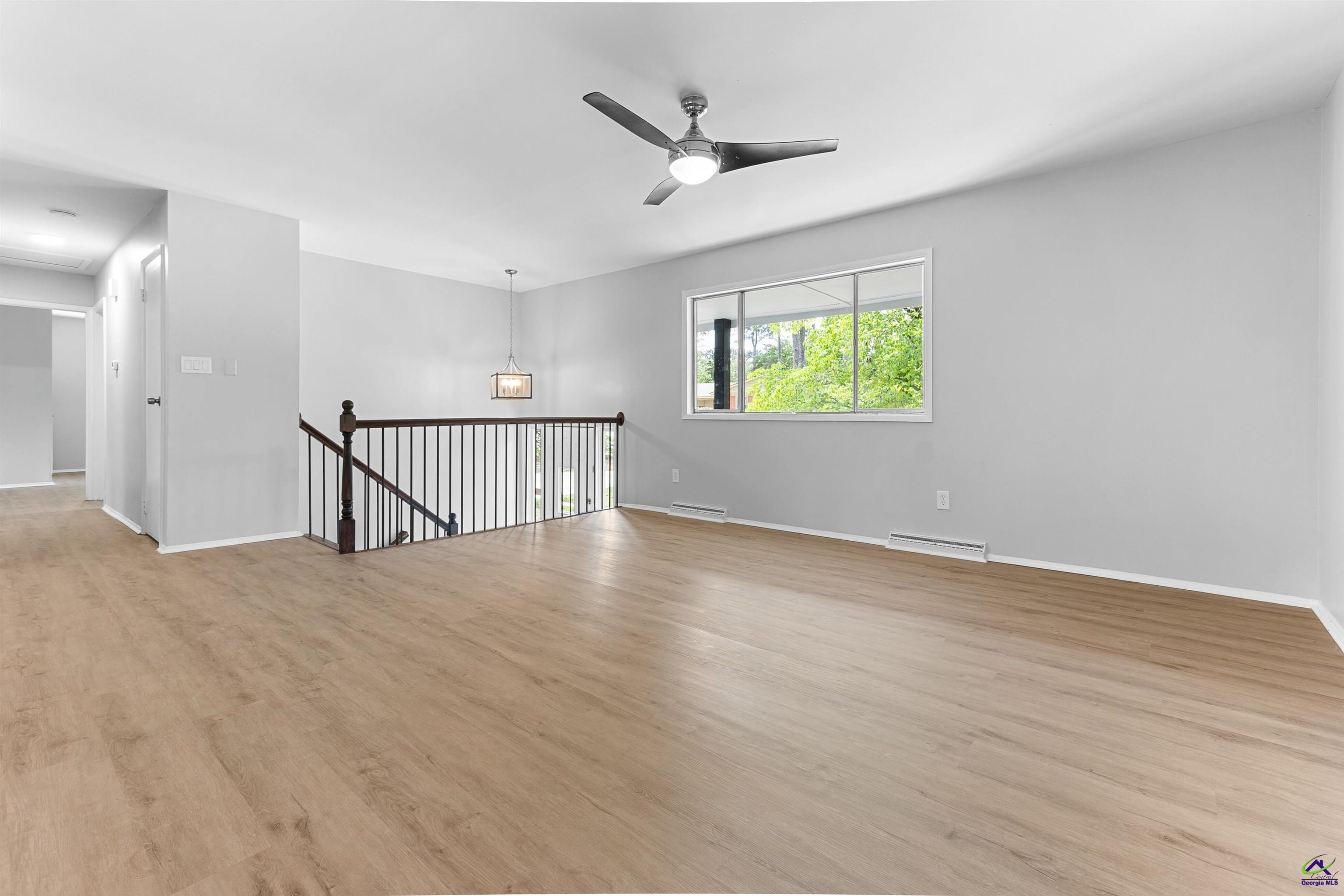106 Shelia Drive