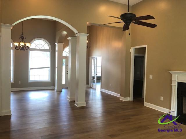 326 Thoroughbred Lane