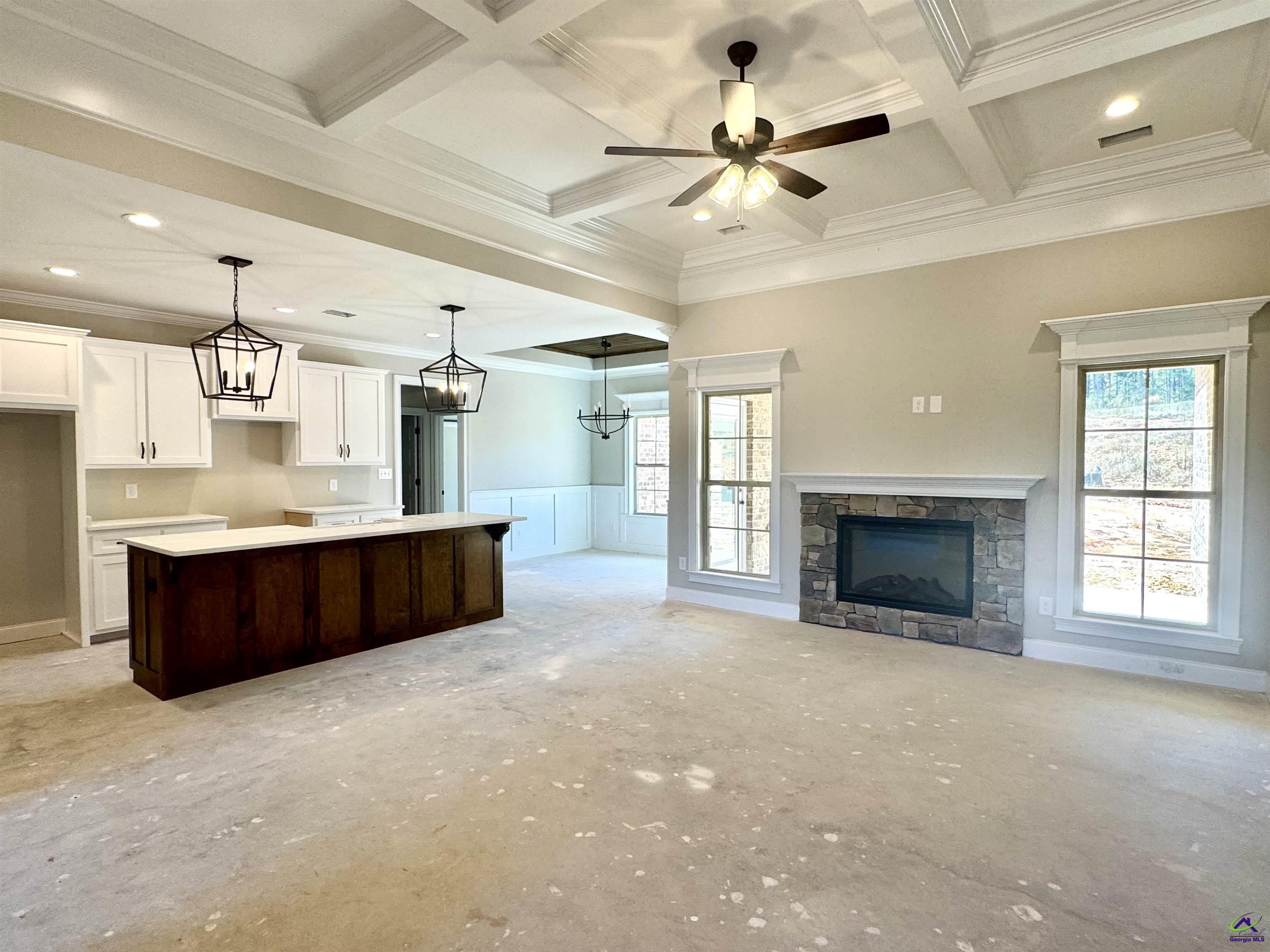 209 Golden Chestnut Bend