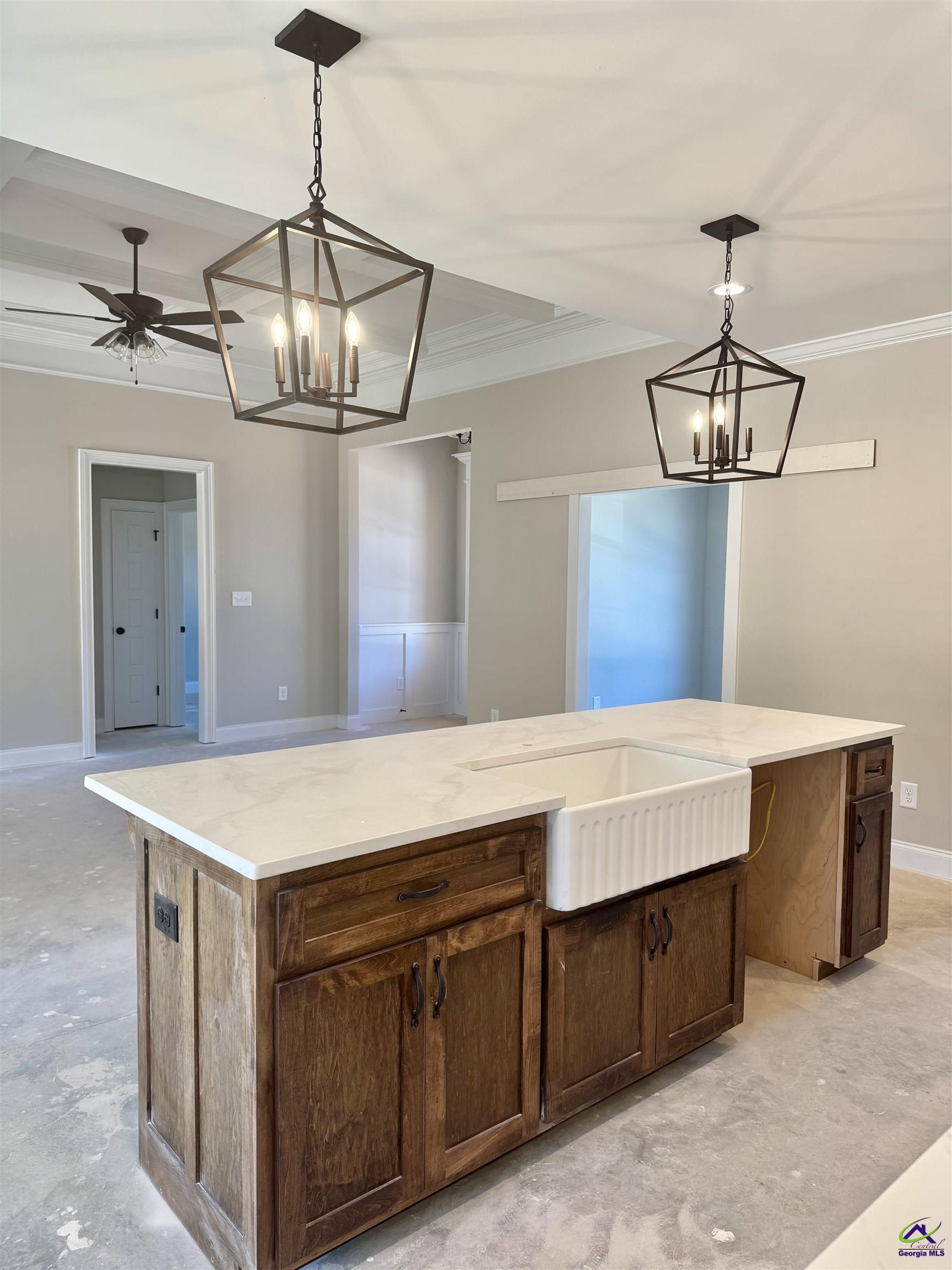 209 Golden Chestnut Bend