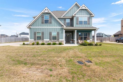 18 Pearl Moss Lane Kathleen GA 31047