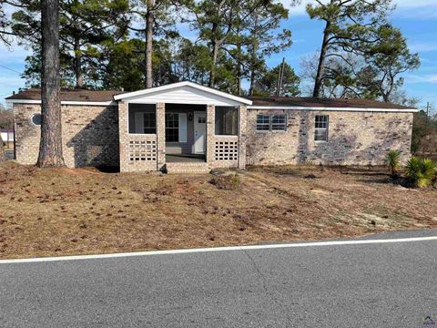 306 Dennard Street Unadilla GA 39817