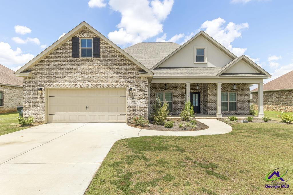 104 Woodwinds Court