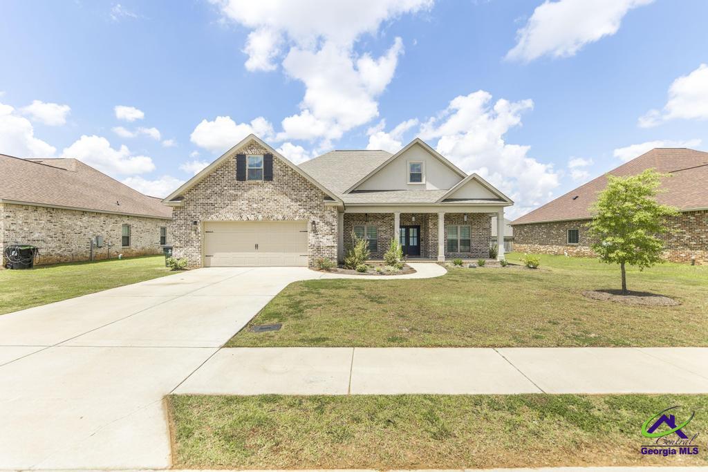 104 Woodwinds Court