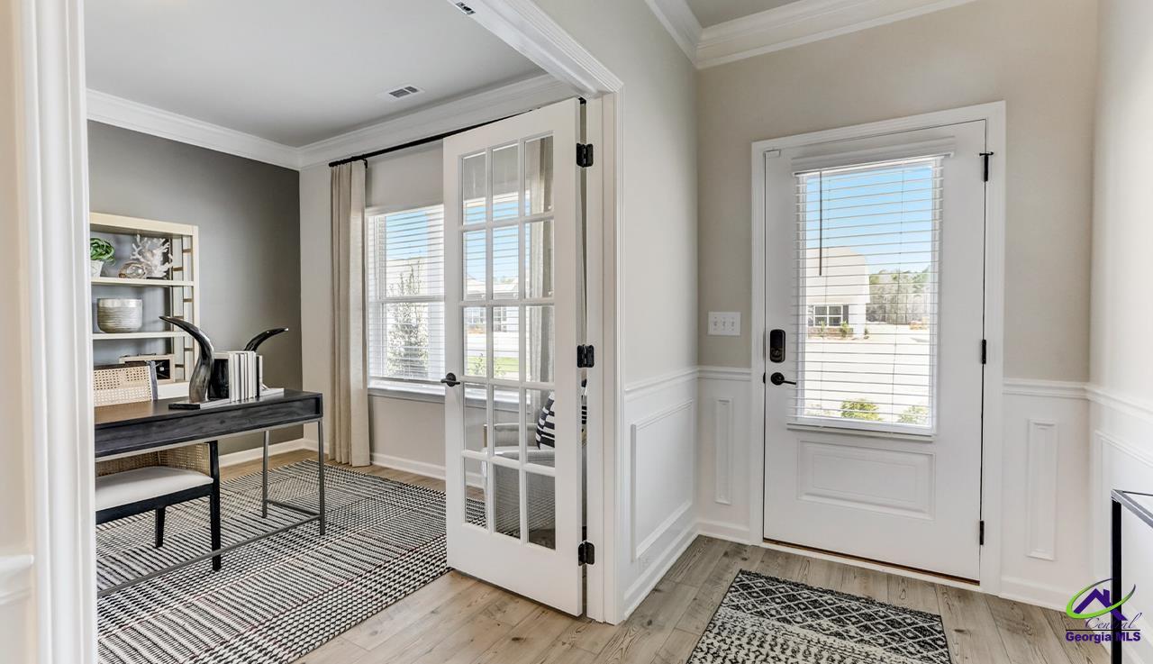 252 Shantz Way