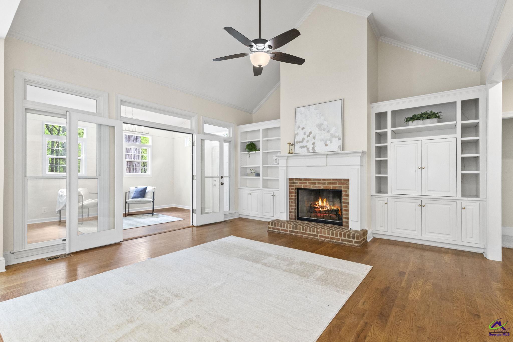 128 N Wolf Creek Drive