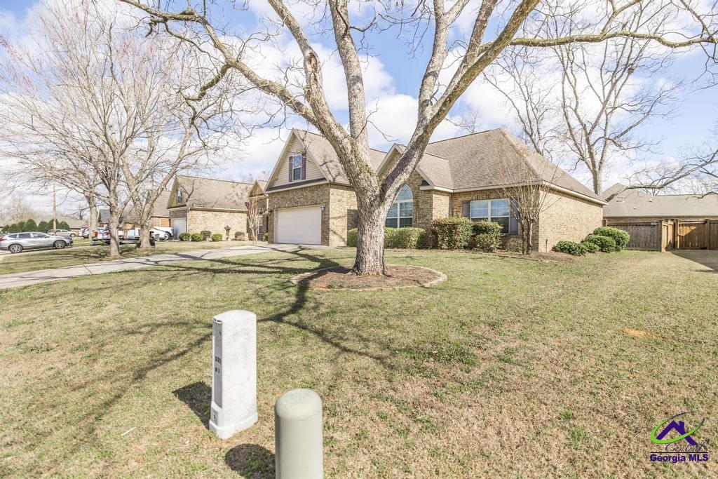 202 Greythorne Drive