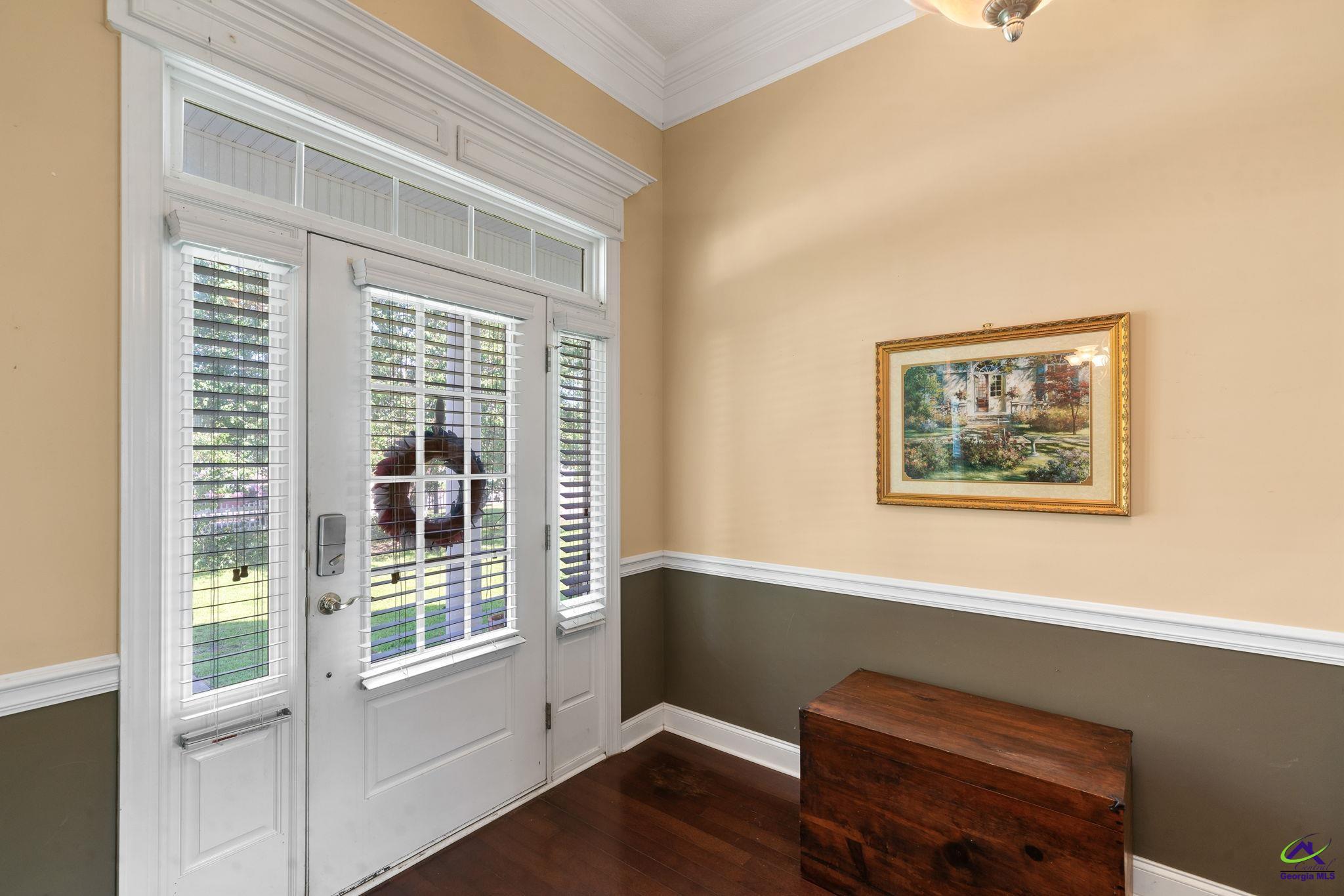 308 Live Oak Court