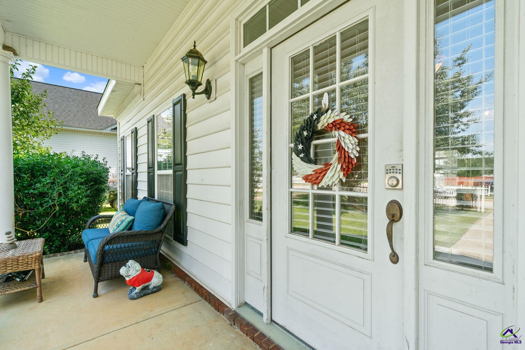 308 Live Oak Court
