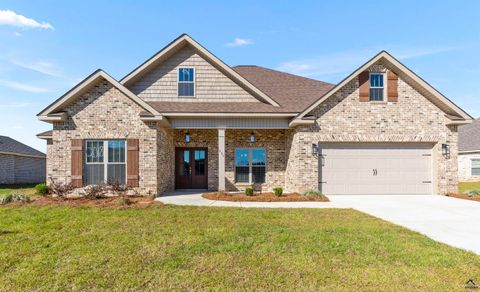 200 Emberwood Way Kathleen GA 31047