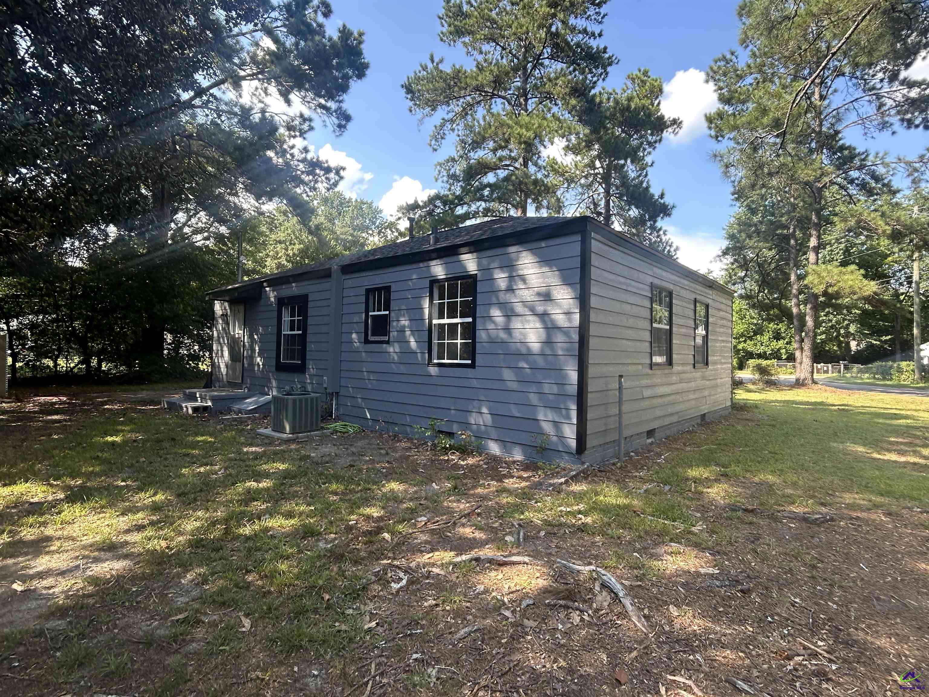102 Camellia Circle