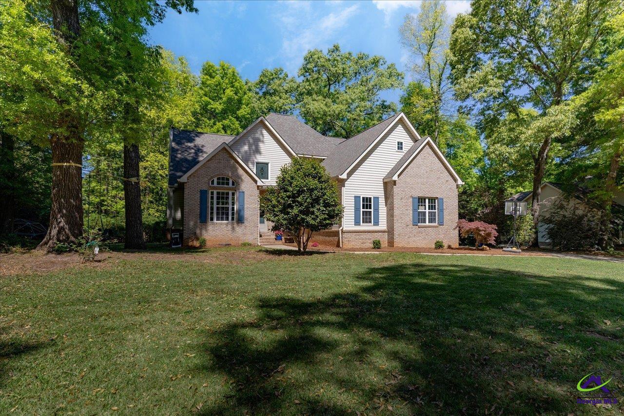 109 Timberlane Avenue