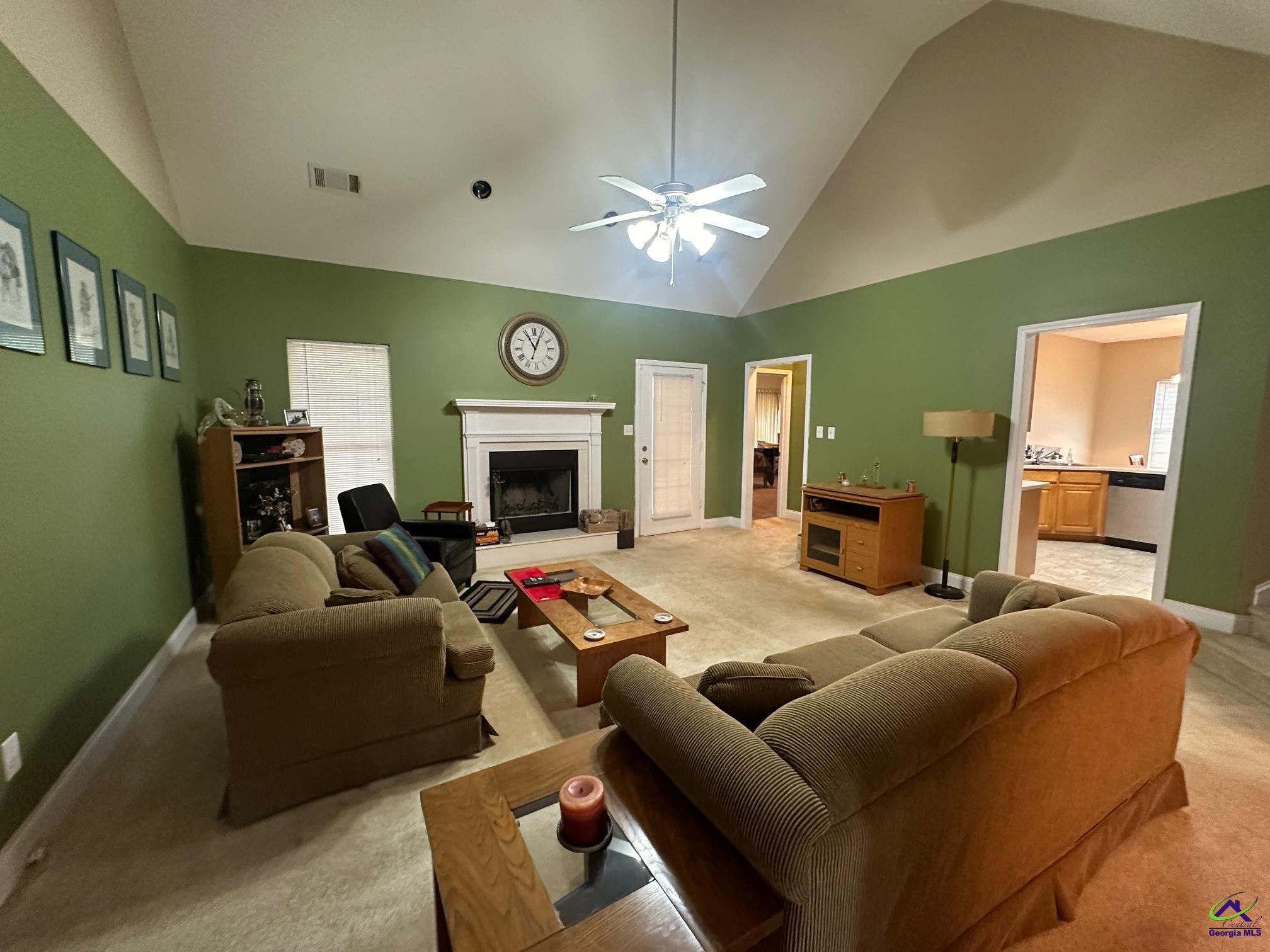 101 Crystal Ridge Cir
