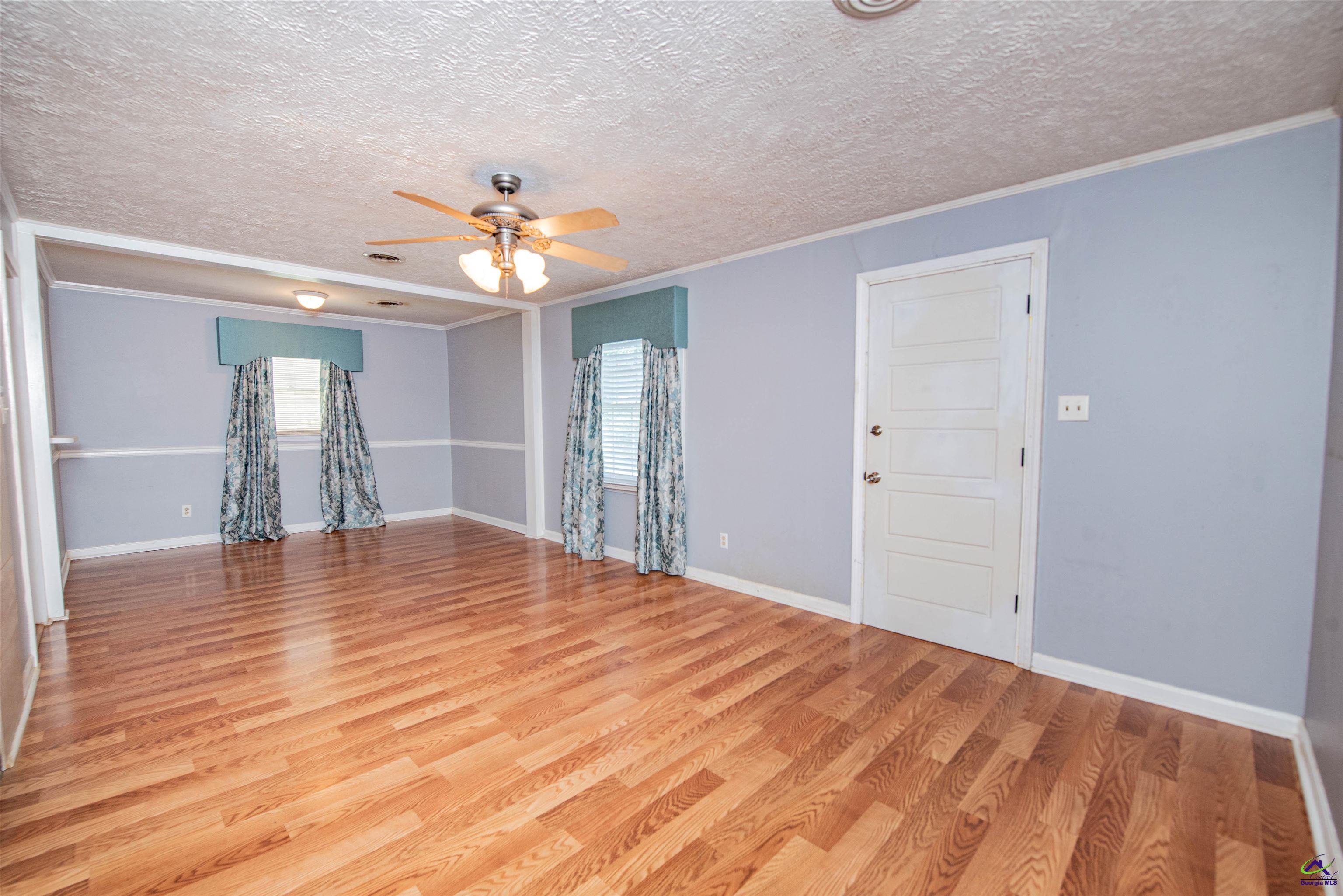 305 McArthur Boulevard