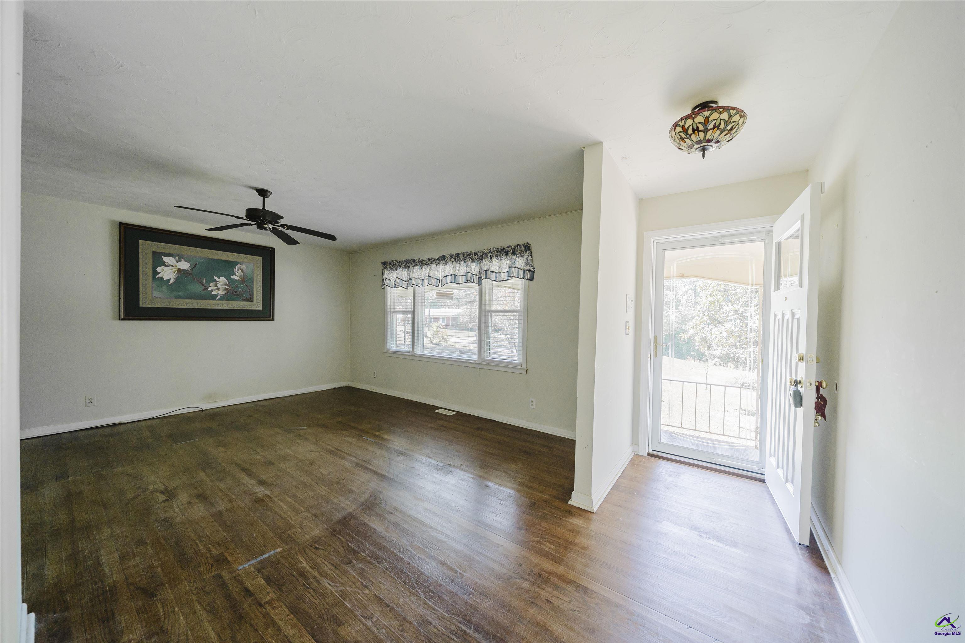 402 Ashby Way