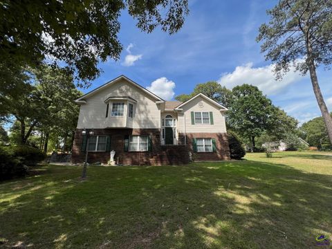 111 Red Oak Glen Centerville GA 31028