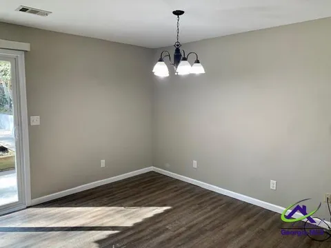 MLS: 251421
