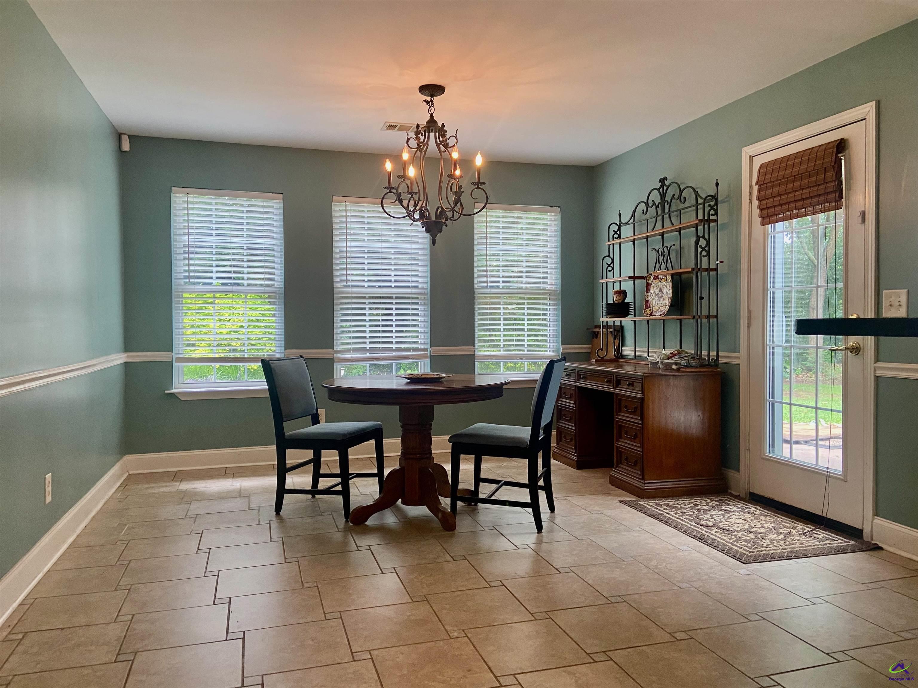 124 Lake Lillian Drive