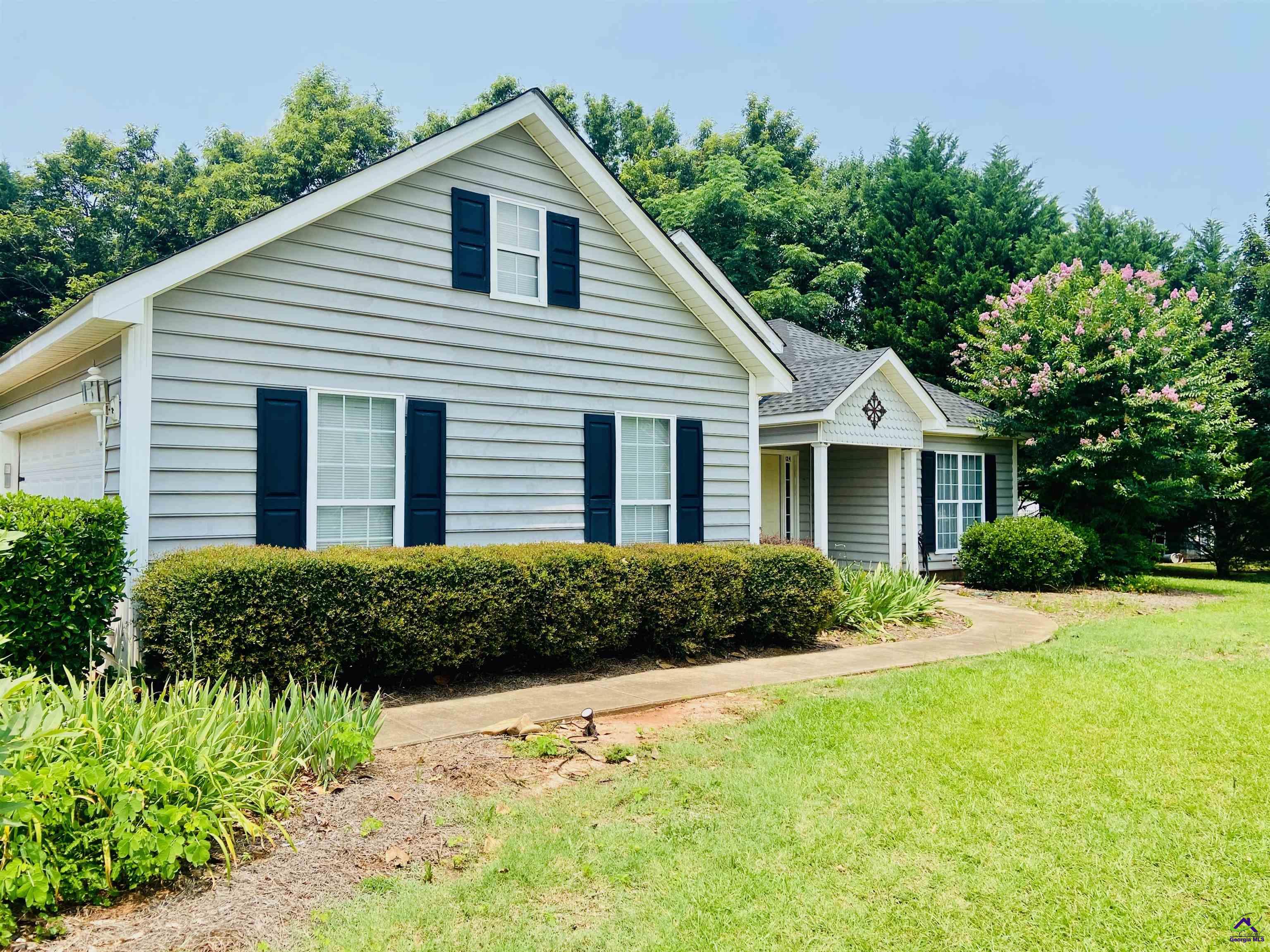 124 Lake Lillian Drive