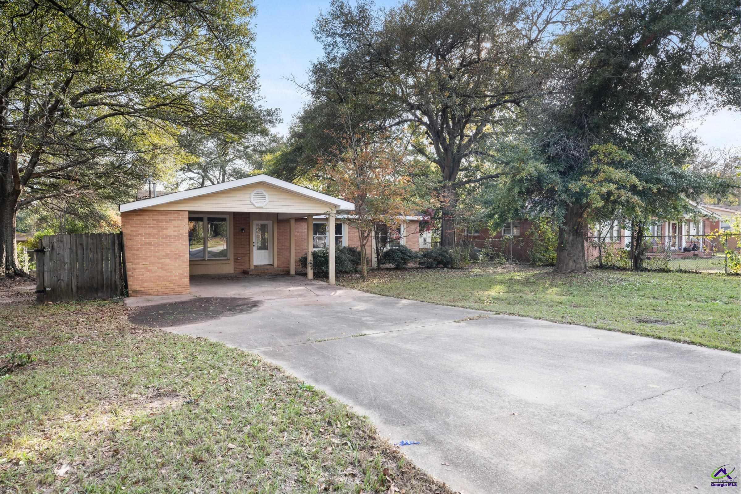 109 Meadowcliff Cir