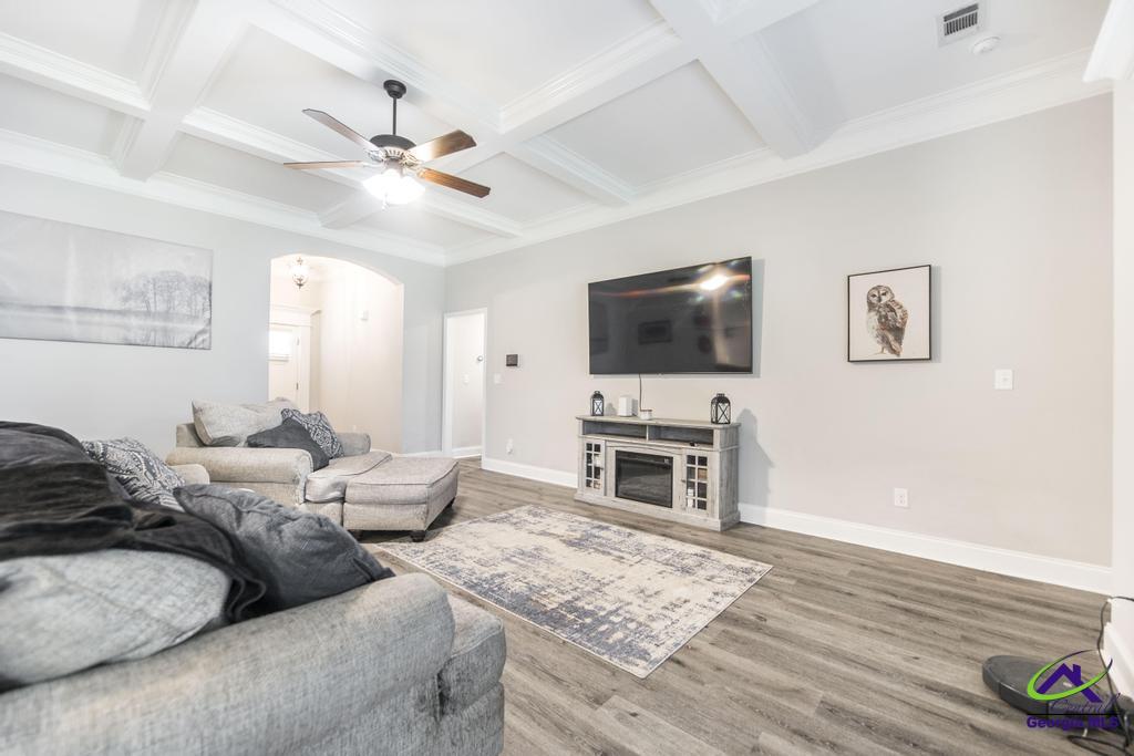305 Edgarton Way