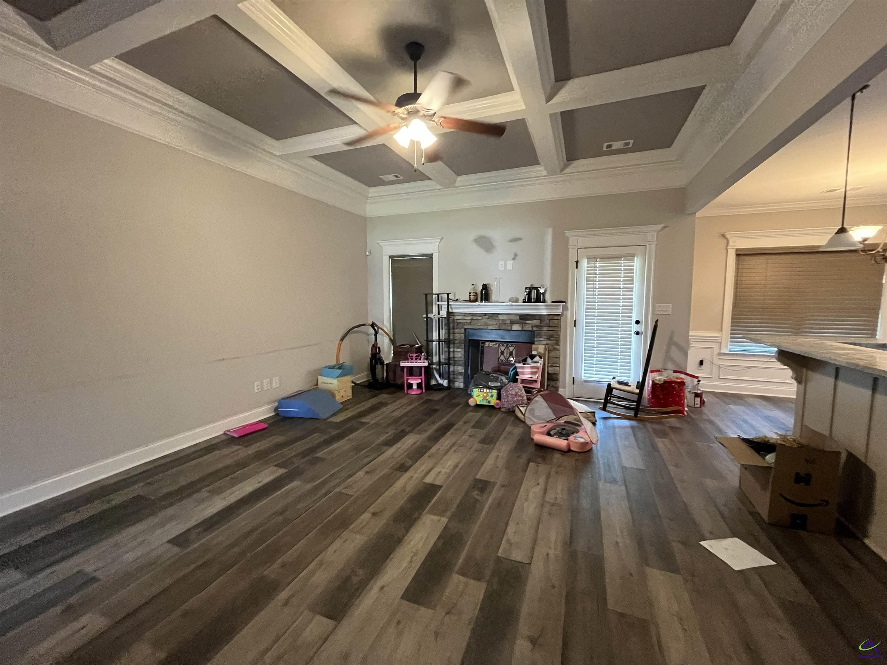 605 Charlestown Way