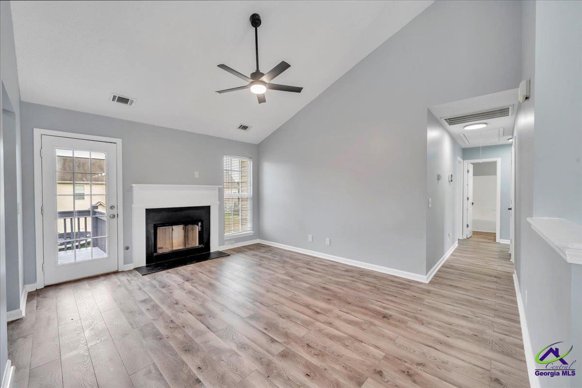 105 Browning Pointe
