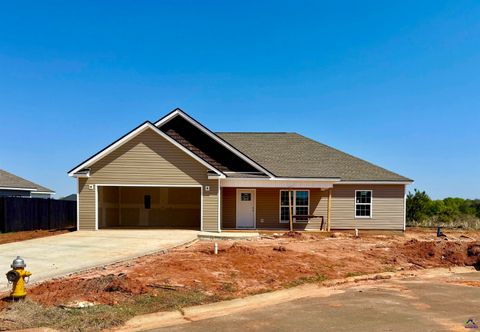 214 Sutton Dr. Perry GA 31069