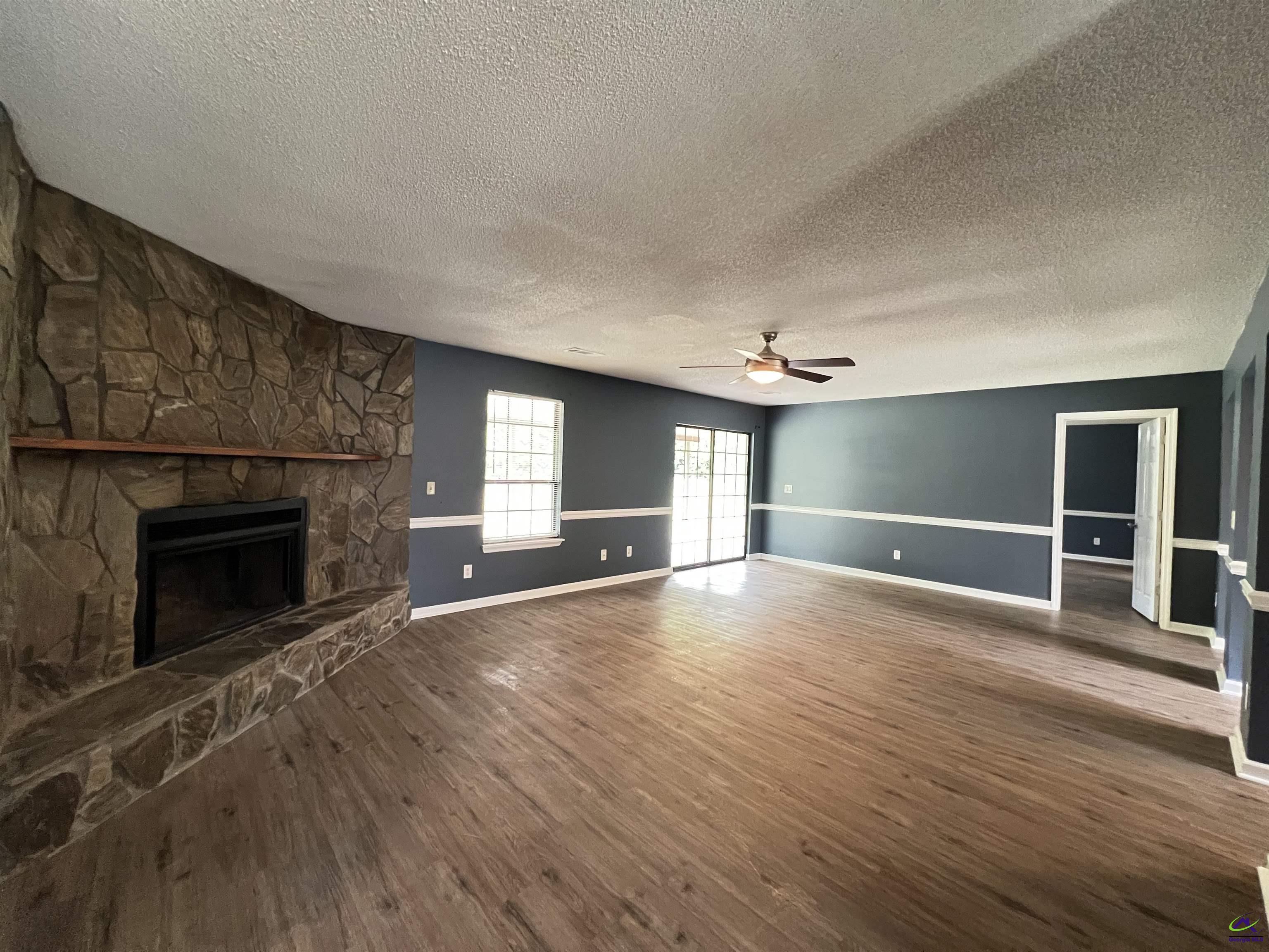 313 Kirkwood Circle