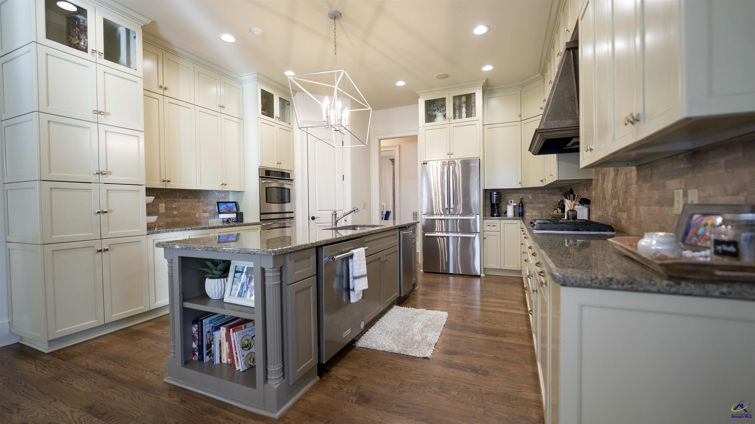 108 River Rock Court