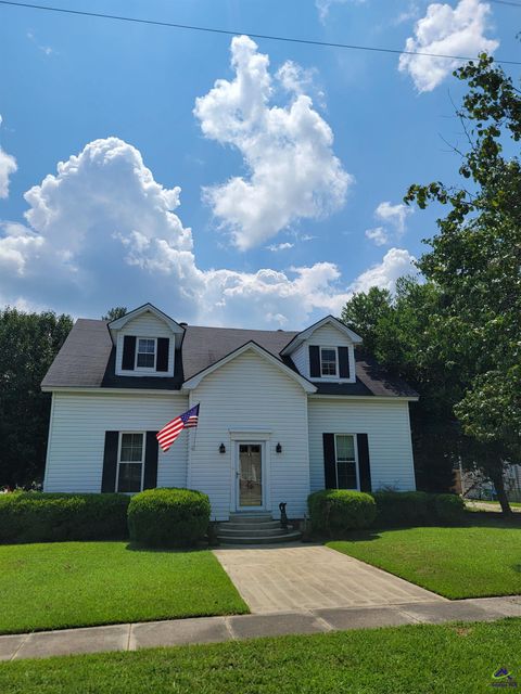 51 Merritt Street Hawkinsville GA 31036